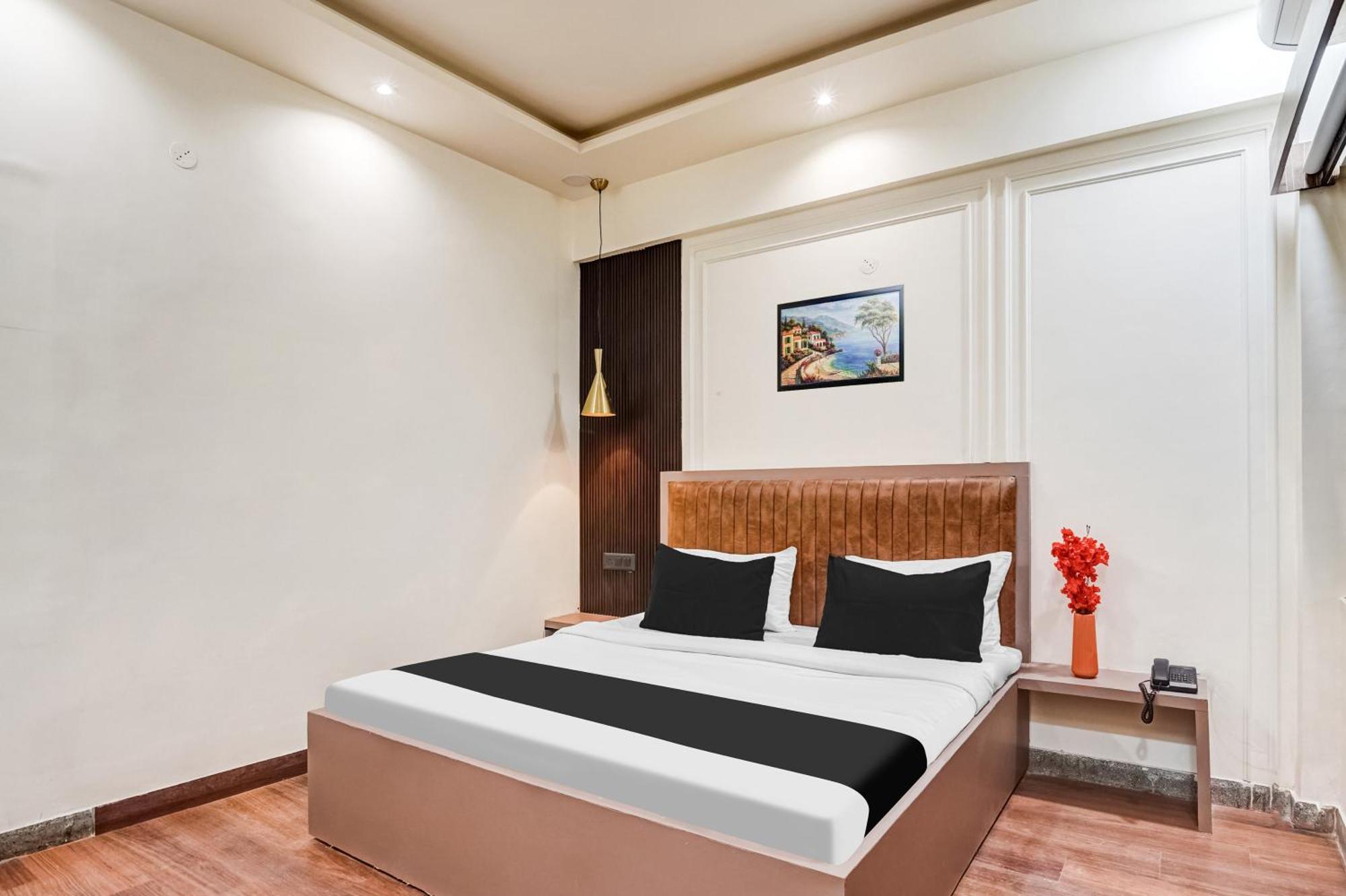 Super Collection O Ratan Lal Nagar Hotell Kānpur Eksteriør bilde